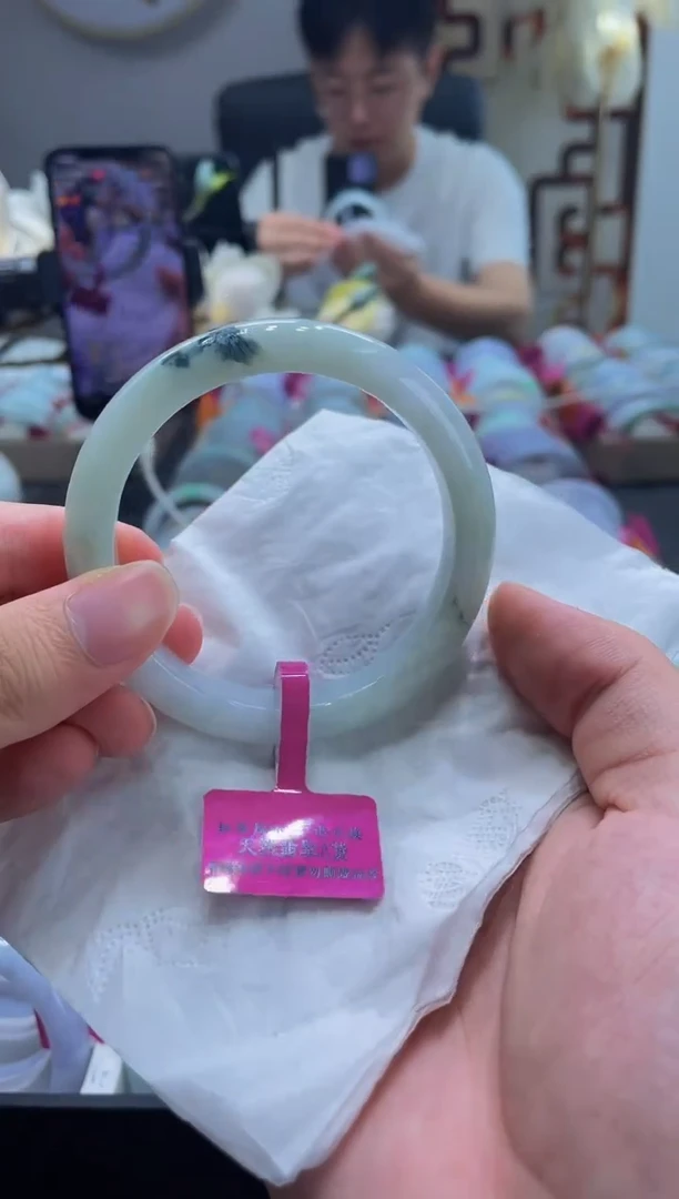 翡翠手镯未镶嵌58-003