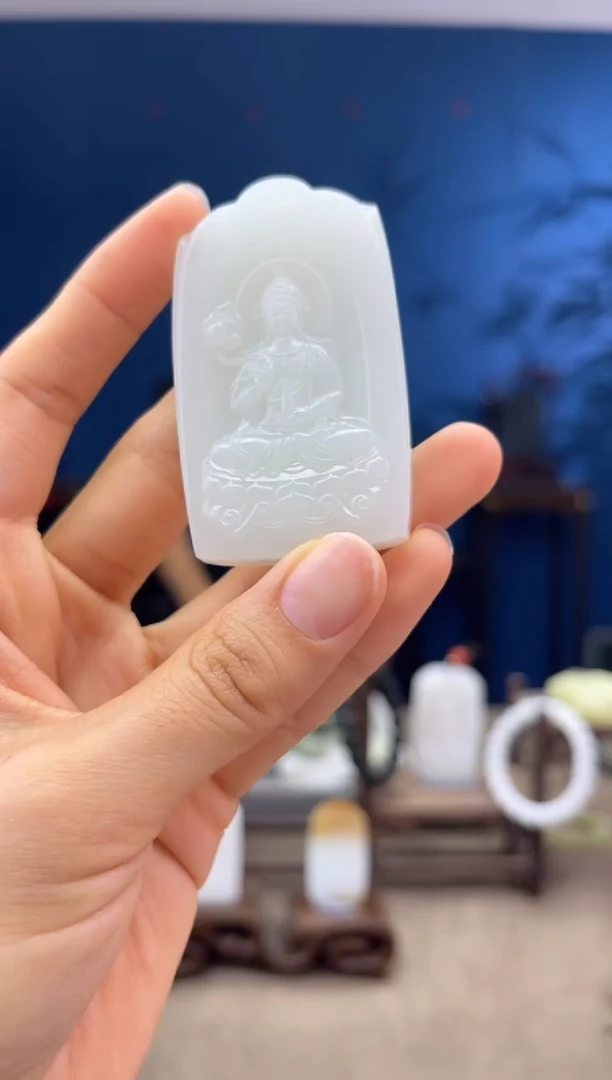 和田玉未镶嵌颈饰1