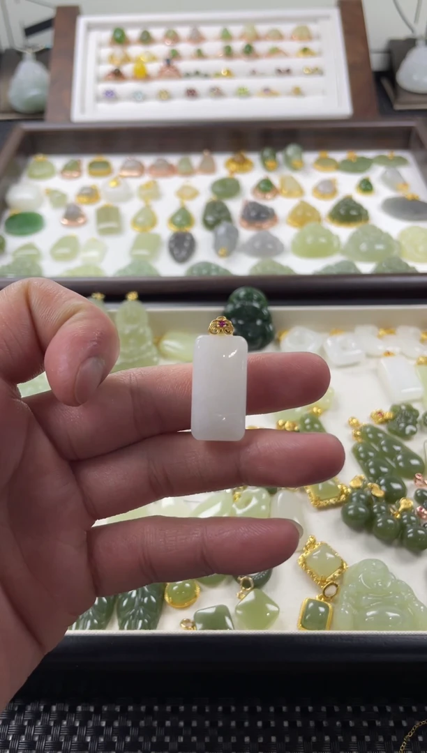 吊坠(不含链)银S925镶嵌和田玉吊坠(不含链) 银S925镶嵌 和田玉