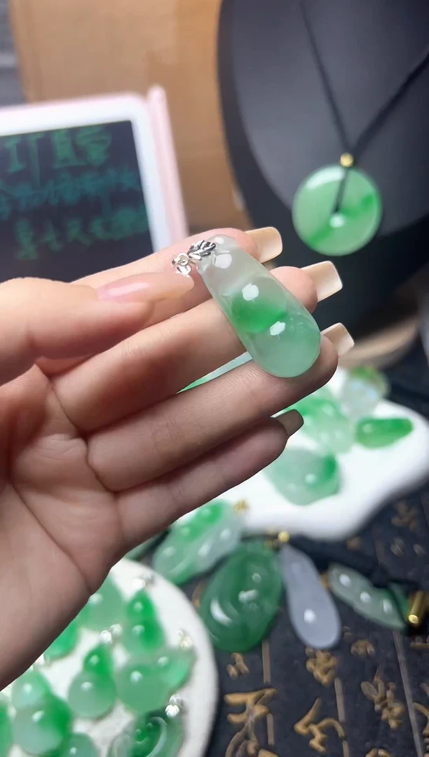 颈饰未镶嵌翡翠所见即所得，一图一物