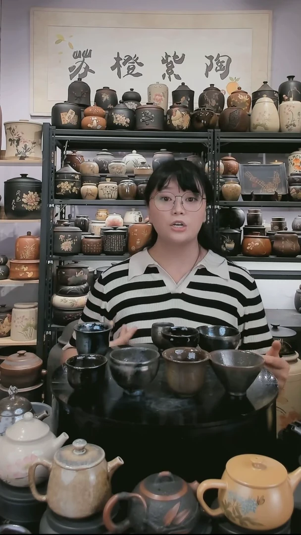 壶四只373.374.375.376-瑕疵