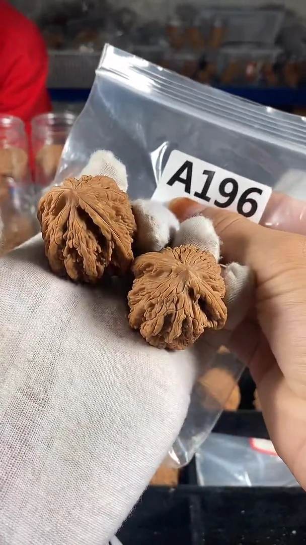 吊坠文玩核桃麦穗虎头40