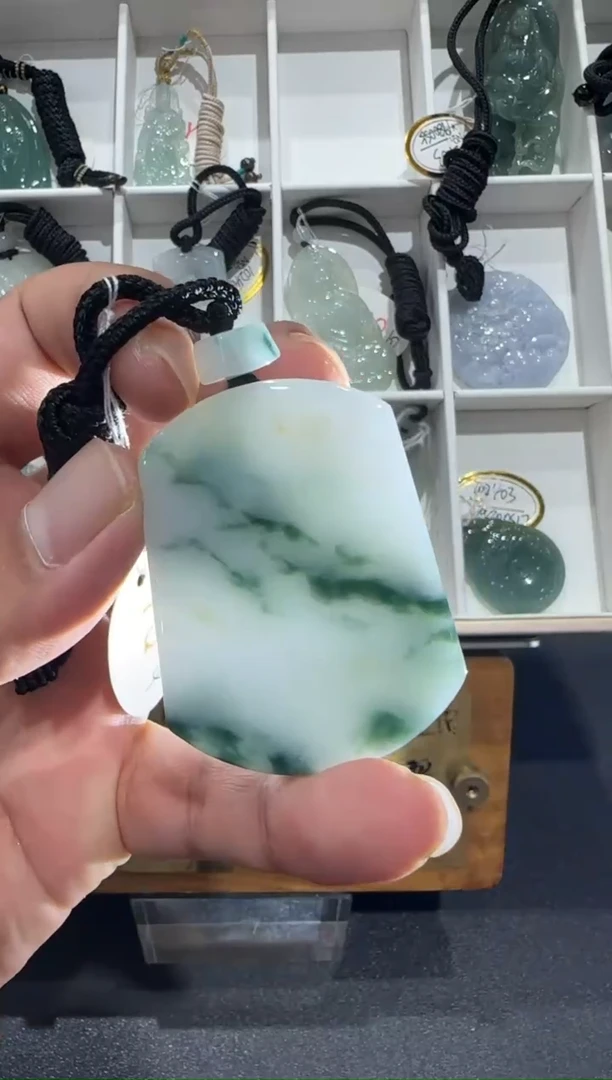 未镶嵌挂件翡翠A货翡翠多样性孤品