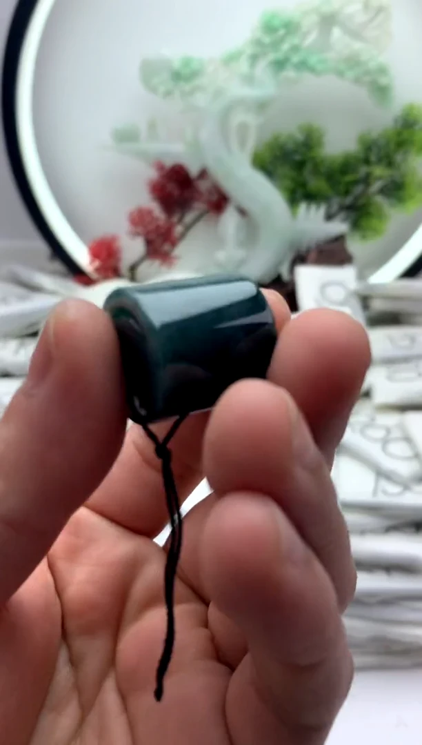 【闪购商品】翡翠颈饰未镶嵌挂件【品质一般介意慎拍】