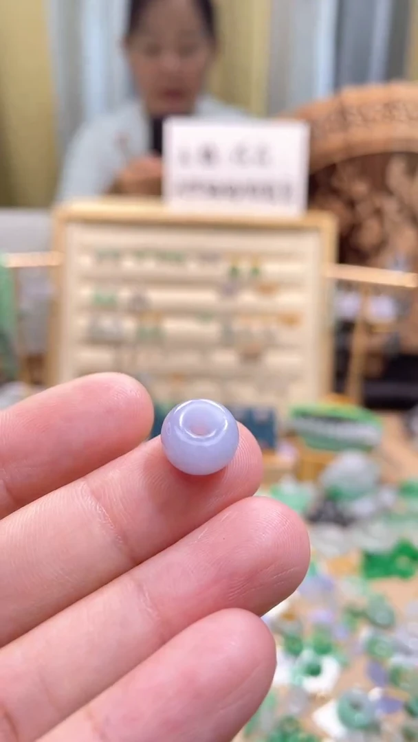 颈饰未镶嵌翡翠路路通