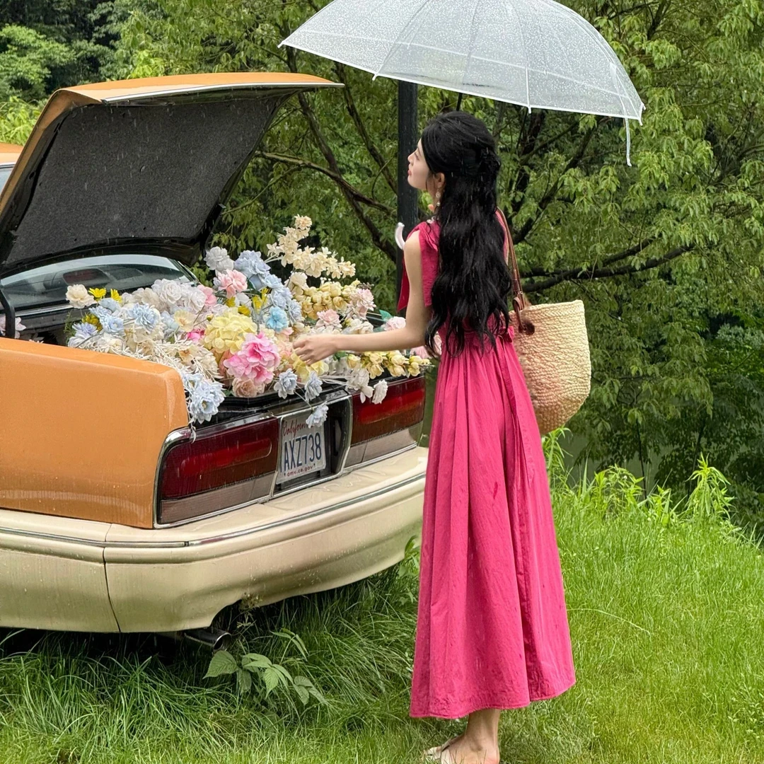 2025夏季新款甜美减龄出游小众设计连衣裙收腰法式显瘦褶皱裙子女