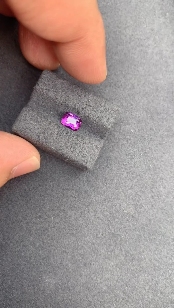 【闪购商品】彩色蓝宝石裸石未镶嵌1ct紫蓝宝