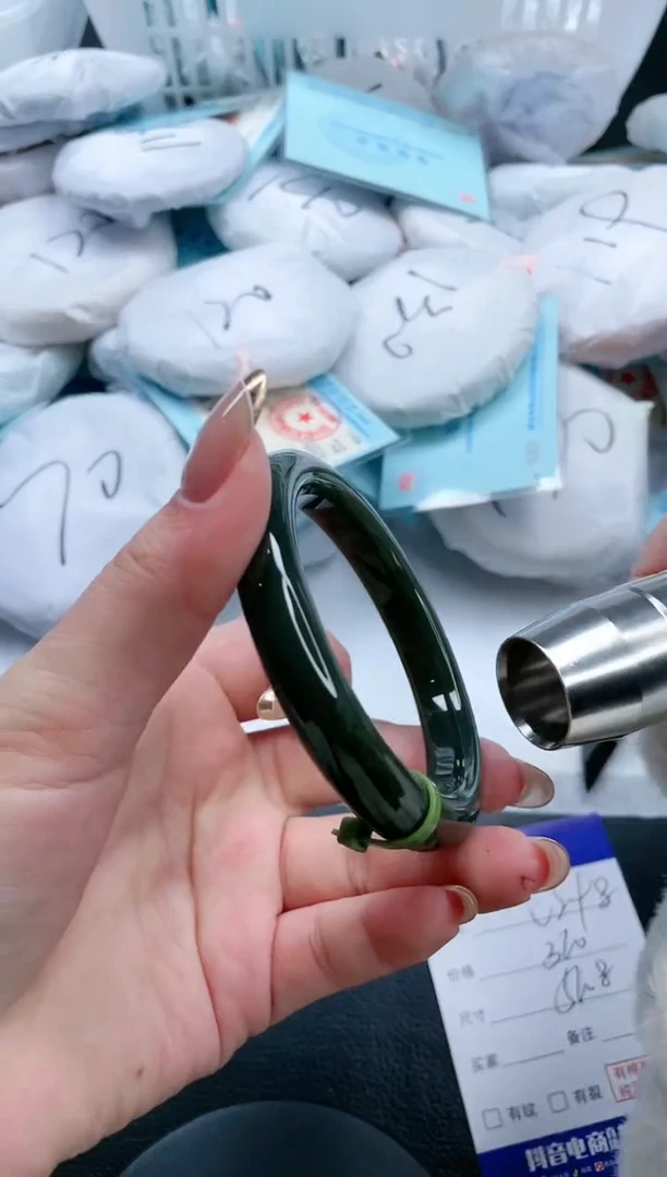 【闪购商品】和田玉手镯未镶嵌21V298-56