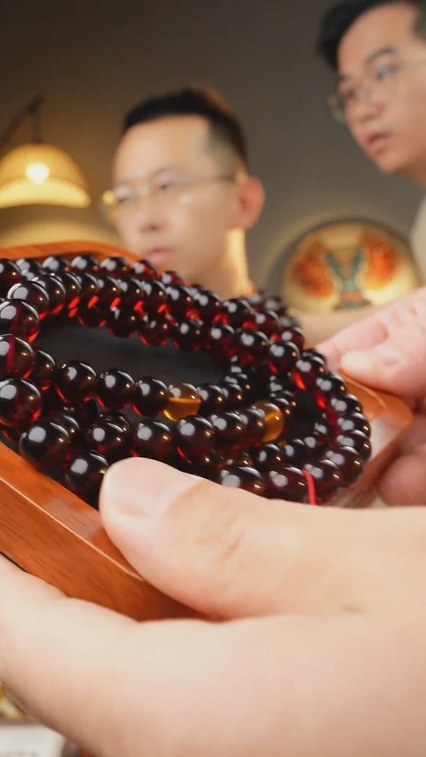 【闪购商品】琥珀琥珀画未镶嵌8+108血珀