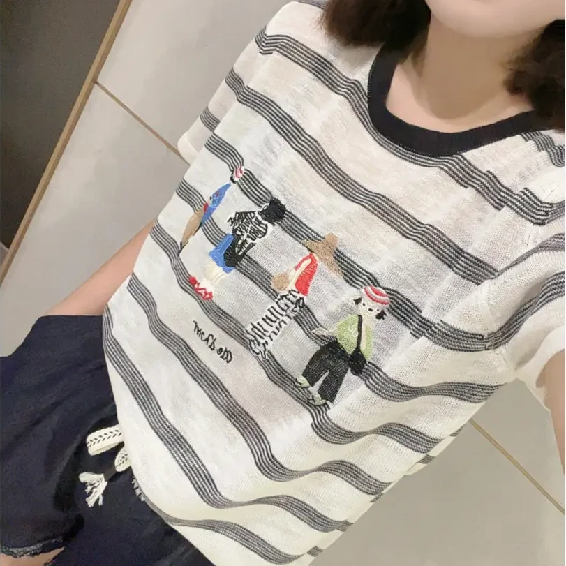 2025夏季新款条纹女孩多色刺绣圆领显瘦简约薄款百搭针织衫