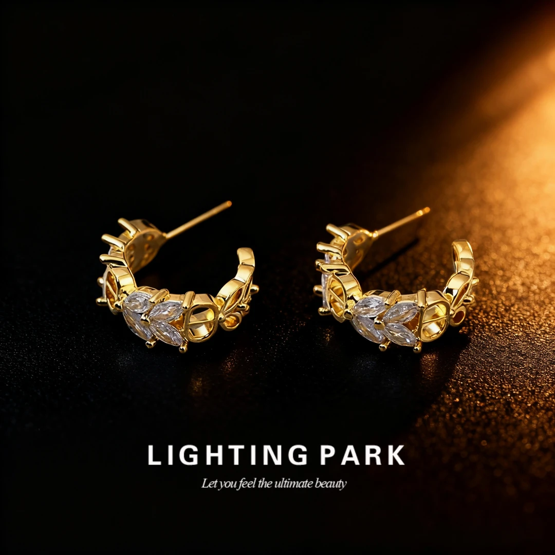 黄铜合成锆石耳饰 【小众轻奢】用心在做耳饰 镶钻猪鼻子耳饰2005