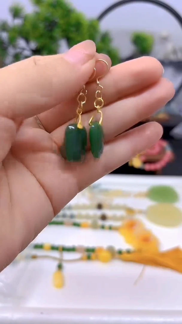 和田玉（碧玉）14K金镶嵌耳饰E171