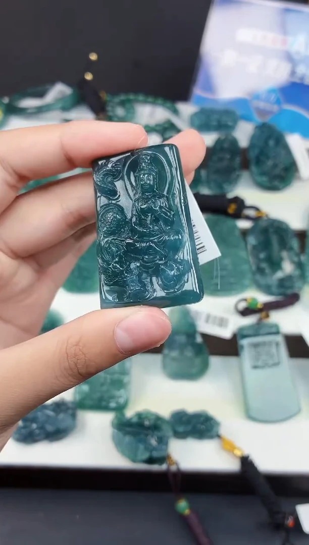 颈饰未镶嵌翡翠DLZ25112665