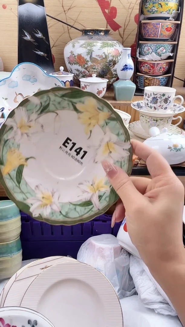 氟***姐==============e141