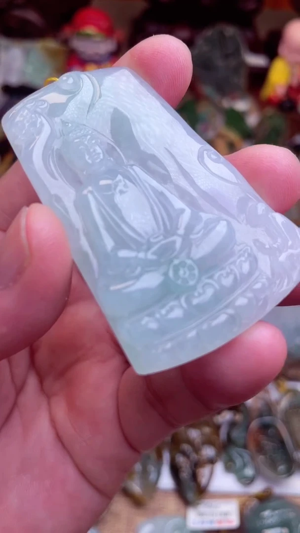 颈饰未镶嵌翡翠1