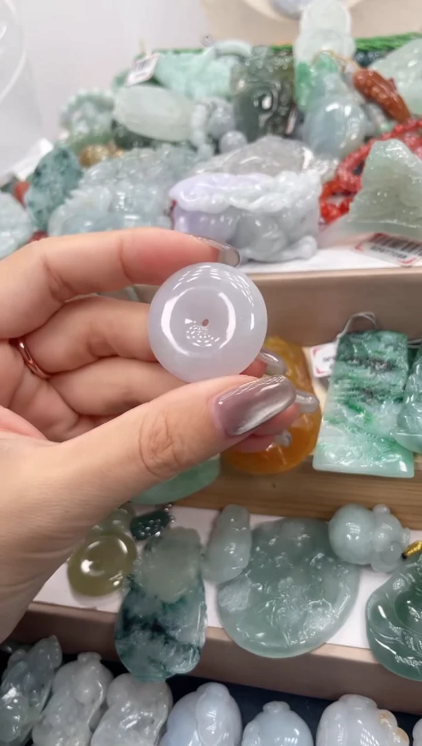 未镶嵌挂件翡翠046