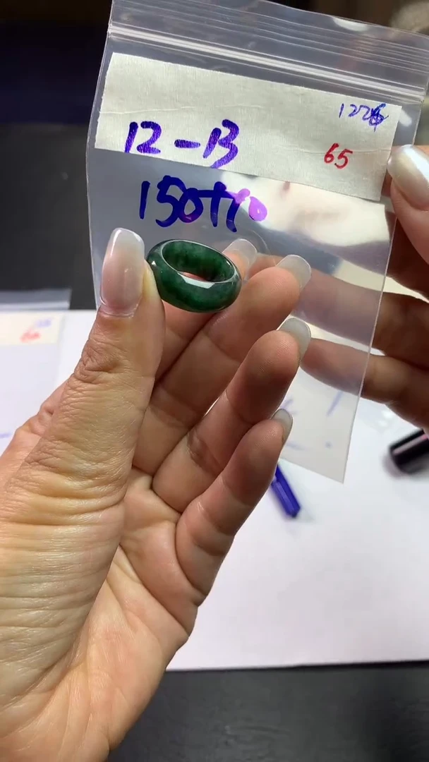 未镶嵌定制翡翠毛货需精细抛光拍一发一