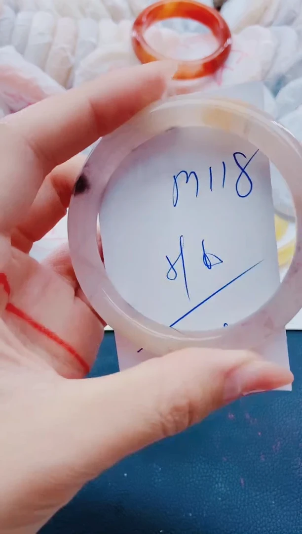 石英质玉手镯未镶嵌M118-59-60