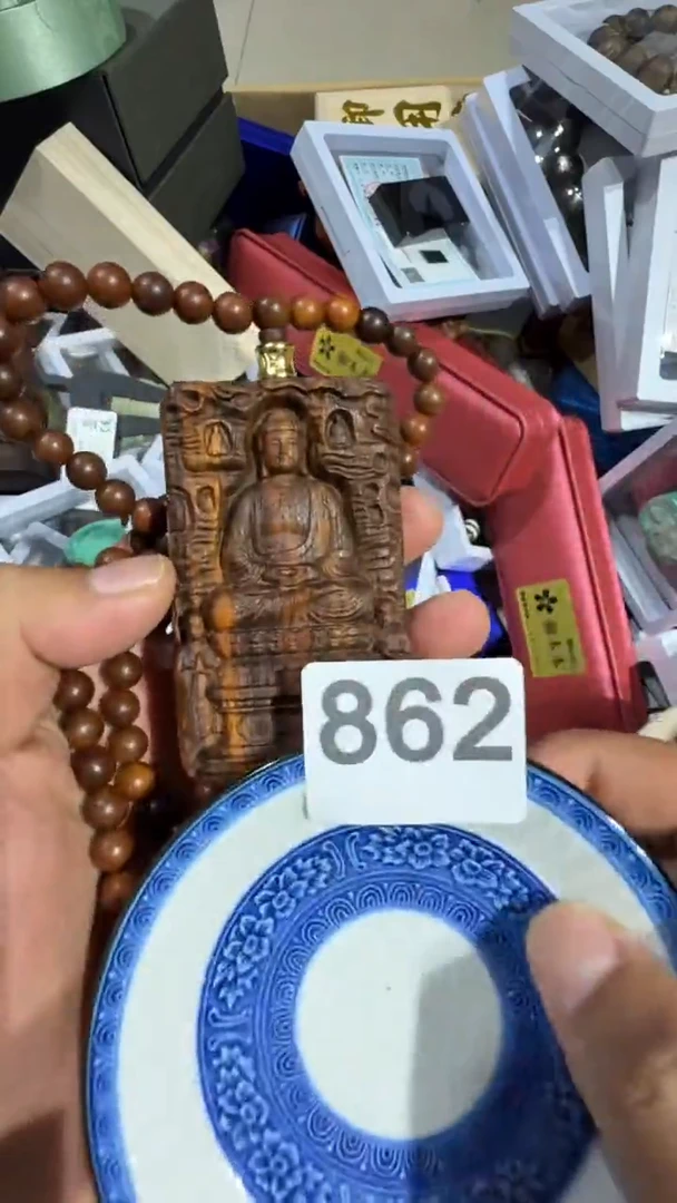 瓷片飞*瓷器瓷器瓷器瓷器瓷器