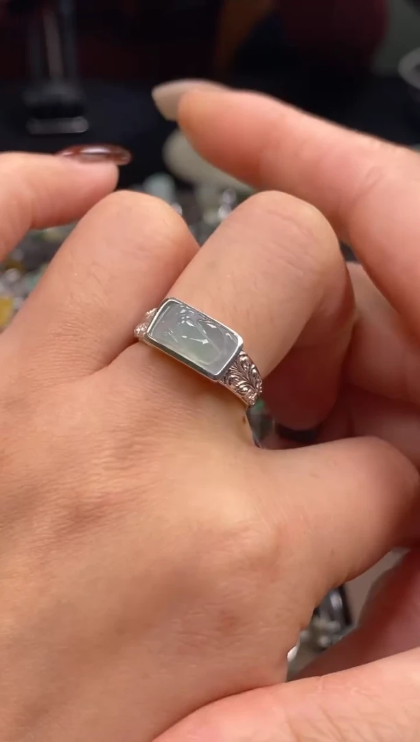 颈饰银S925镶嵌翡翠净货16929