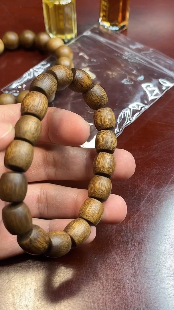 沉香手串越南芽庄白奇楠桶珠单圈卡12