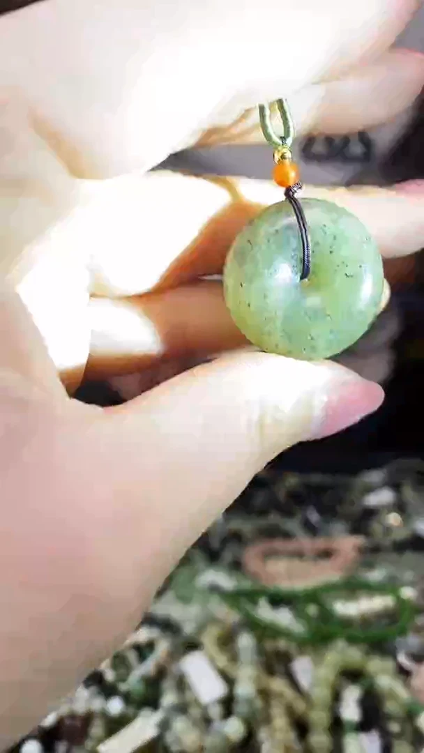 颈饰未镶嵌和田玉多样性发货，拍一发一