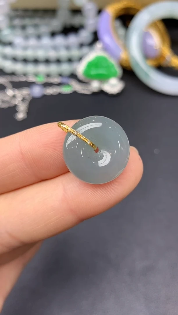 颈饰18K金镶嵌翡翠91-雪姐翡翠天天见