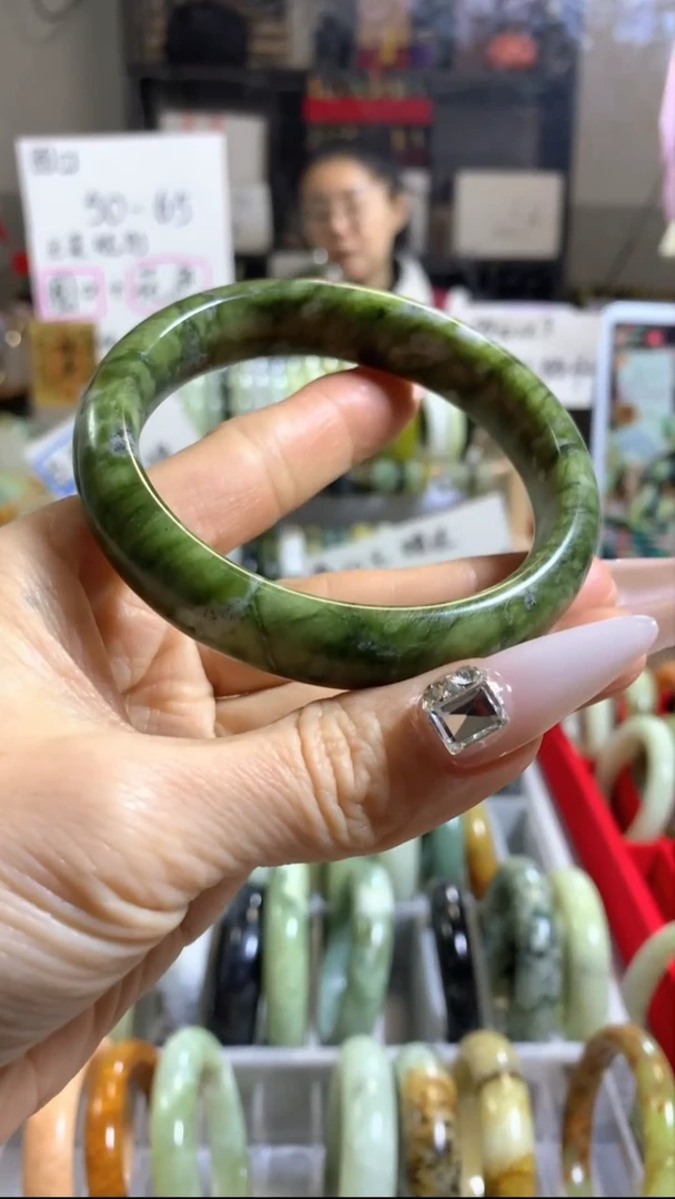 未镶嵌岫玉手镯20 61+