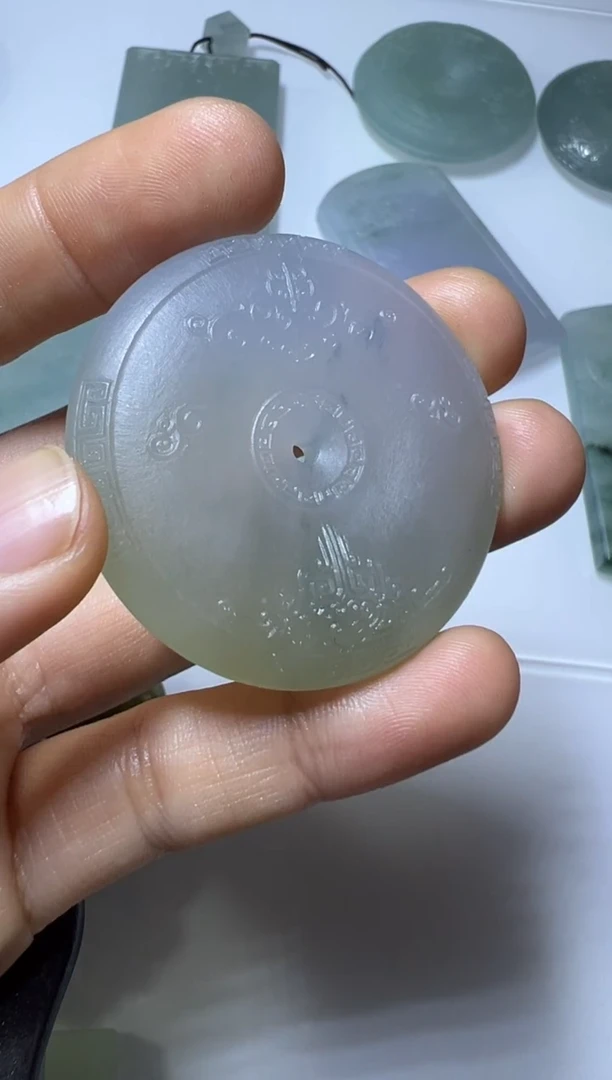 未镶嵌定制翡翠扣子