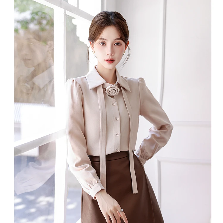 复古加厚衬衣法式立体花朵长袖上衣2025秋冬新款别致内搭女