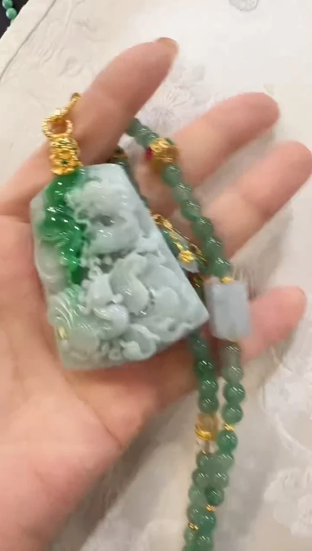 颈饰未镶嵌翡翠国风