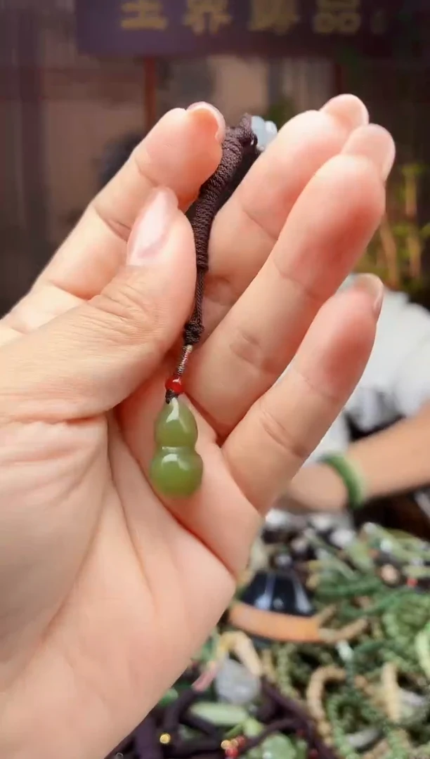 颈饰未镶嵌和田玉多样性发货拍一发一