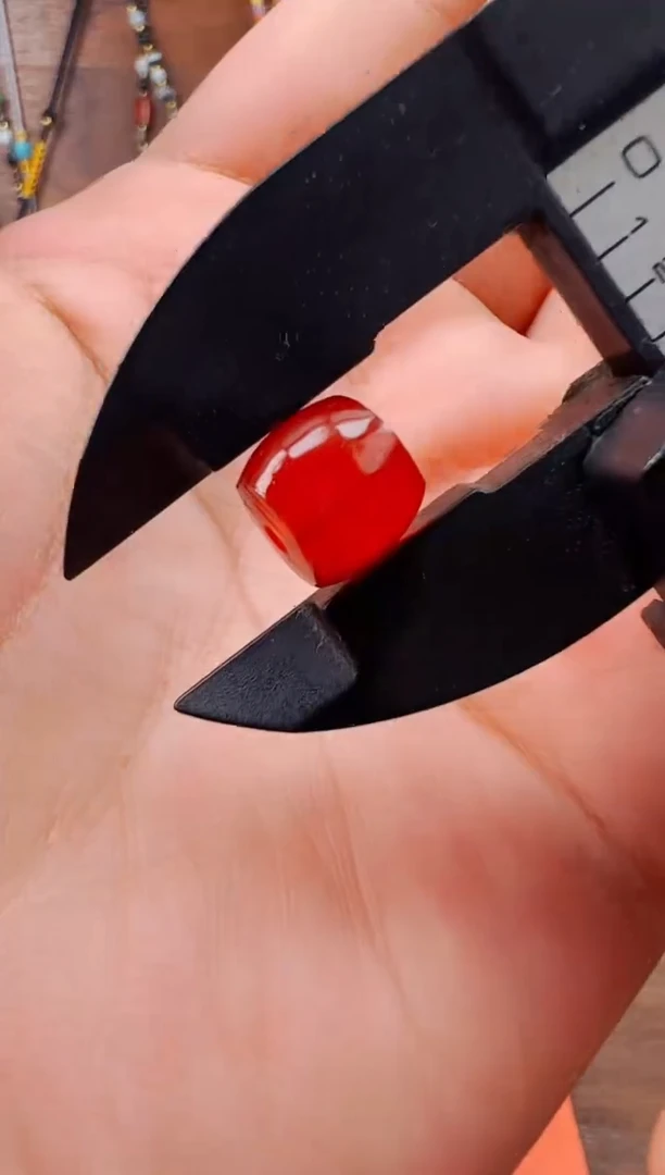 玛瑙/玉髓颈饰未镶嵌【东南亚珠饰】配珠随发1颗 8mm