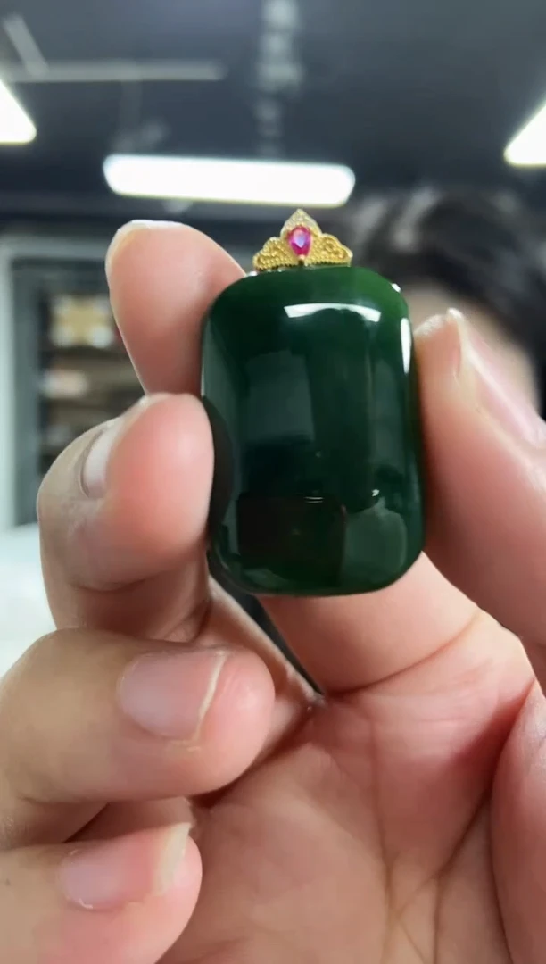 【闪购商品】和田玉（碧玉）吊坠银S925镶嵌多样性发其一，颜色微差