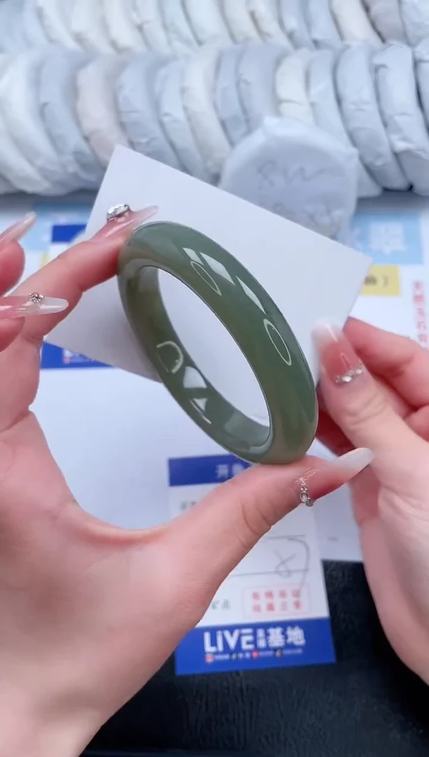 【闪购商品】和田玉手镯未镶嵌T270-57