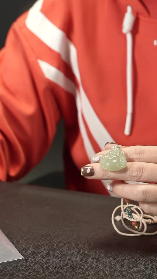 颈饰未镶嵌和田玉（糖玉）B0013