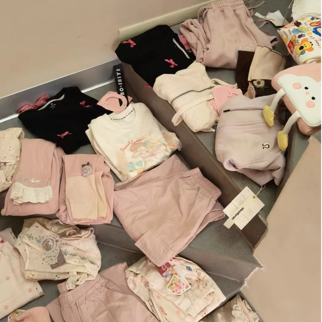 【微瑕价】4童装 捡漏 瑕疵款 介意勿拍 不褪焕！看好主页介绍