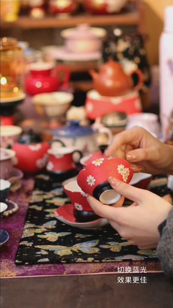 手绘雏菊斗笠花口杯