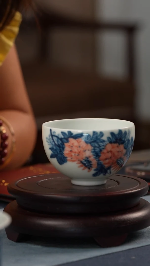 瓶青花加彩紫藤花单杯