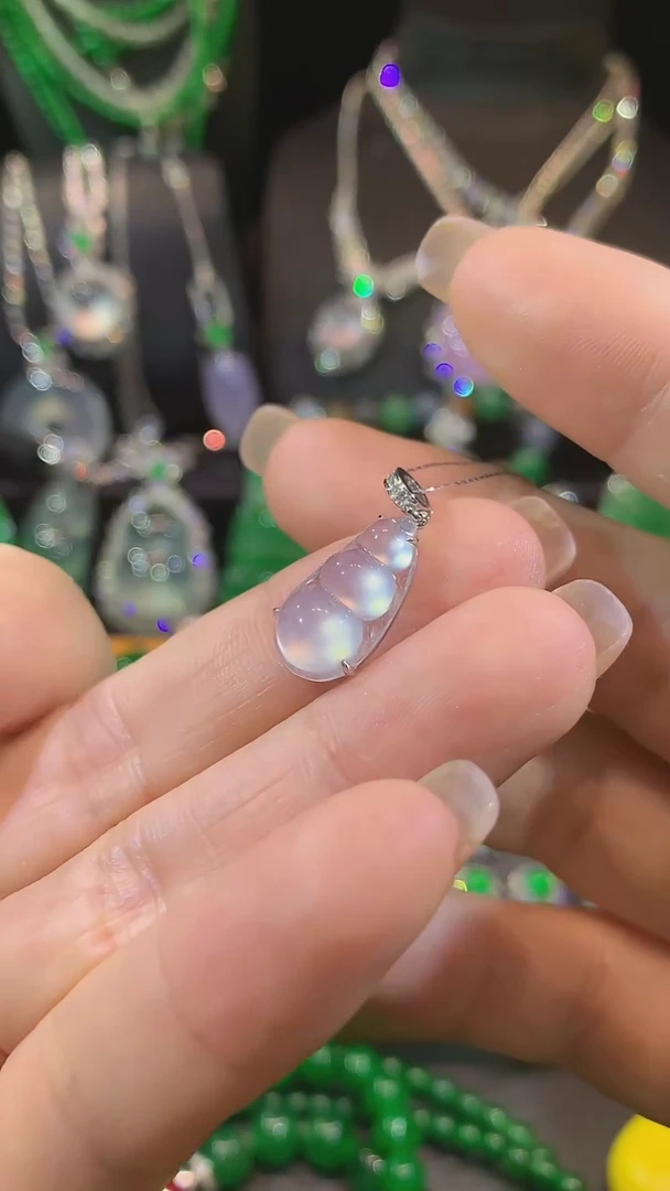 翡翠18K金镶嵌吊坠(不含链)吊坠