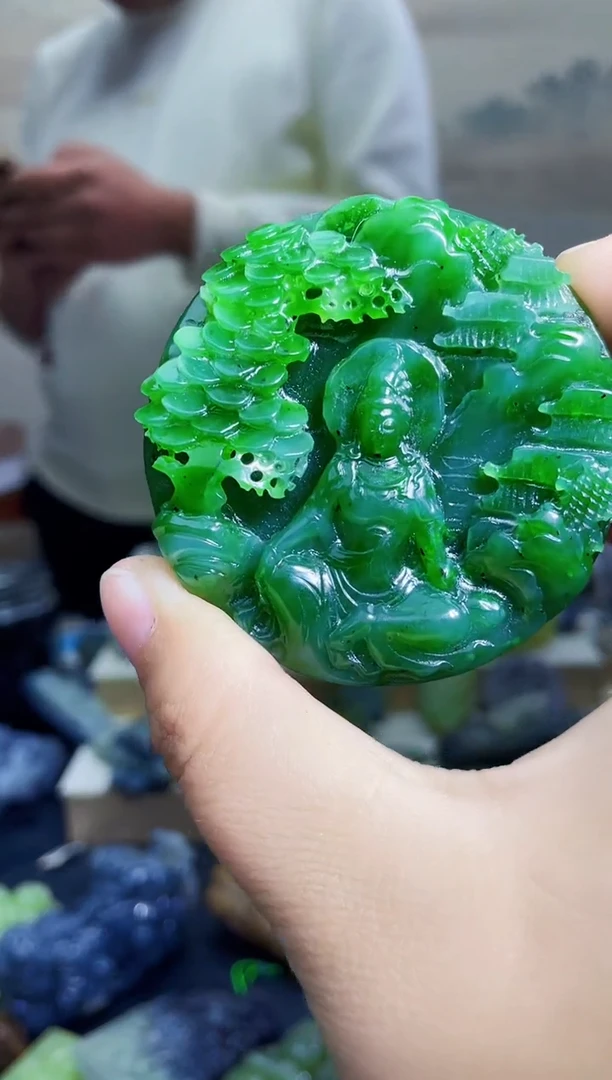 颈饰未镶嵌和田玉1