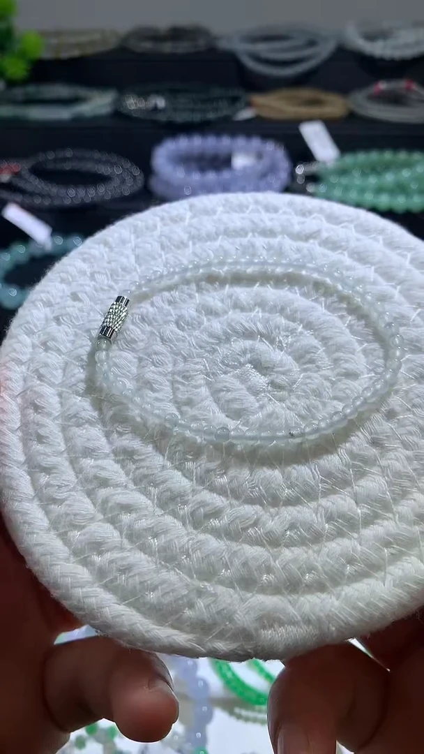 未镶嵌手链翡翠白冰小米    福利款