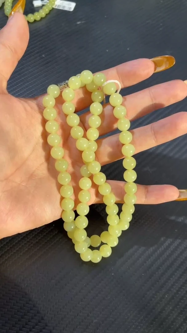 颈饰未镶嵌和田玉（黄玉）若羌苏拉木河矿卡8长串66颗微色差货头