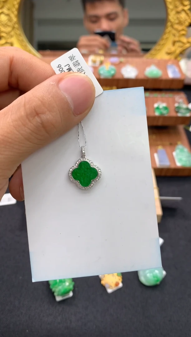吊坠(不含链)未镶嵌翡翠四叶草