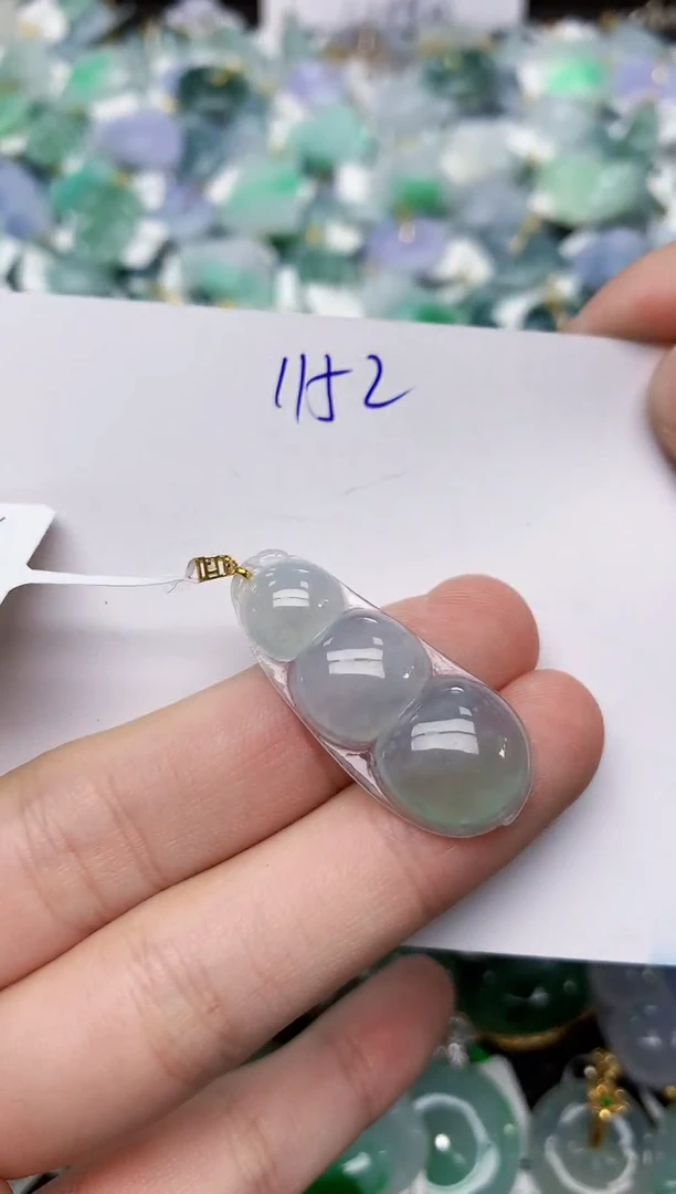 颈饰18K金镶嵌翡翠 天然缅甸A货翡翠百元以上9元证书费自理