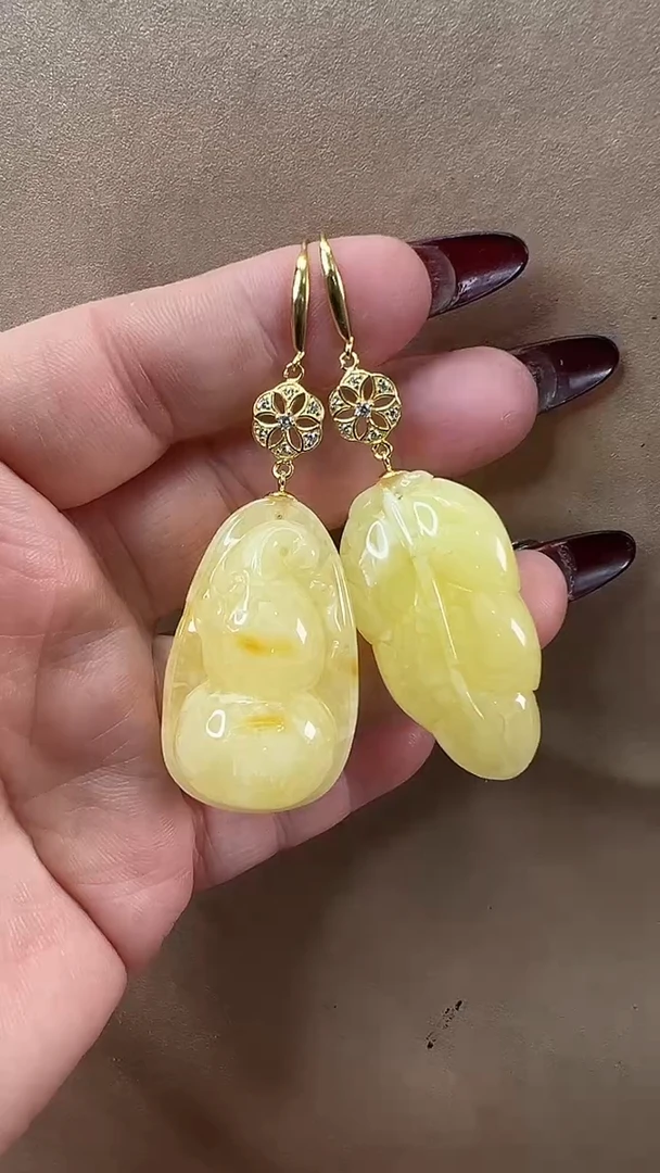 琥珀颈饰未镶嵌耳环