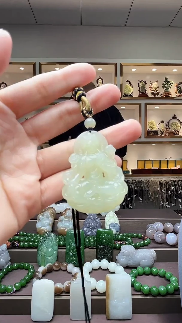 【闪购商品】和田玉颈饰未镶嵌苏