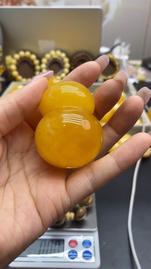 琥珀未镶嵌珠宝奇石大***?2787