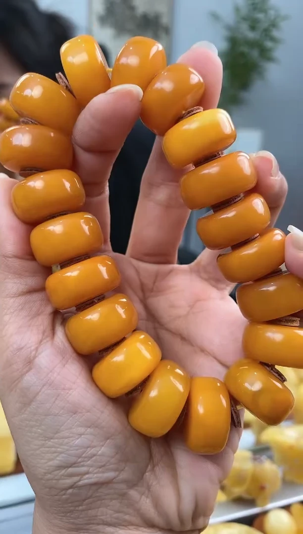 【闪购商品】蜜蜡裸石未镶嵌天然琥珀蜜蜡手串