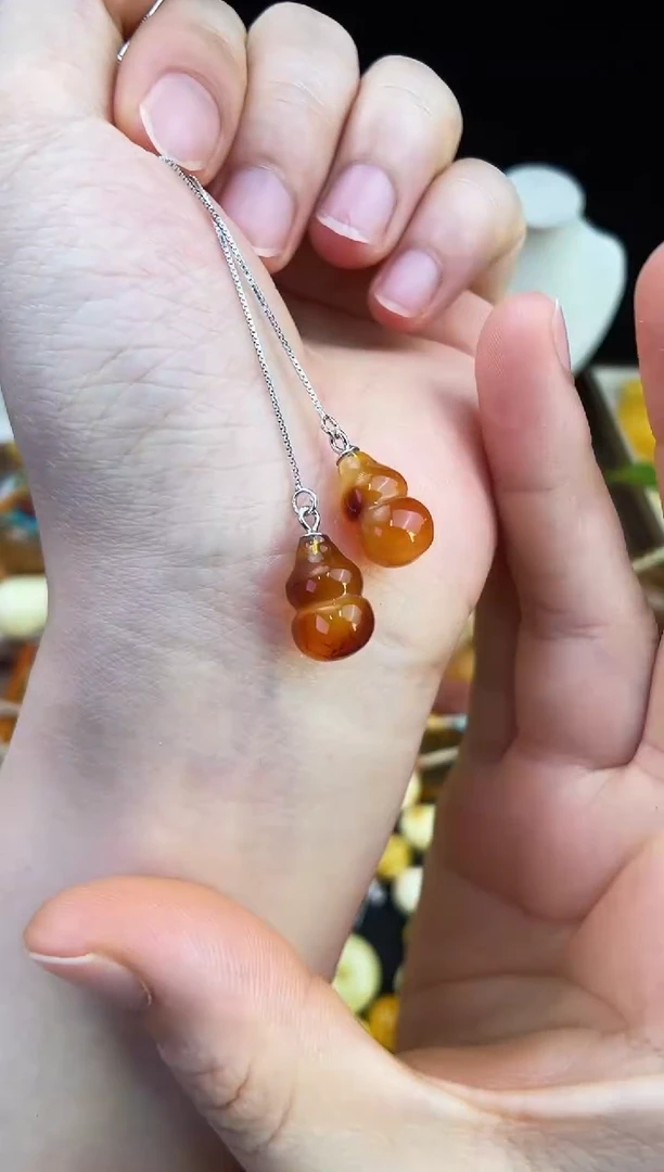 琥珀未镶嵌珠宝奇石柒月